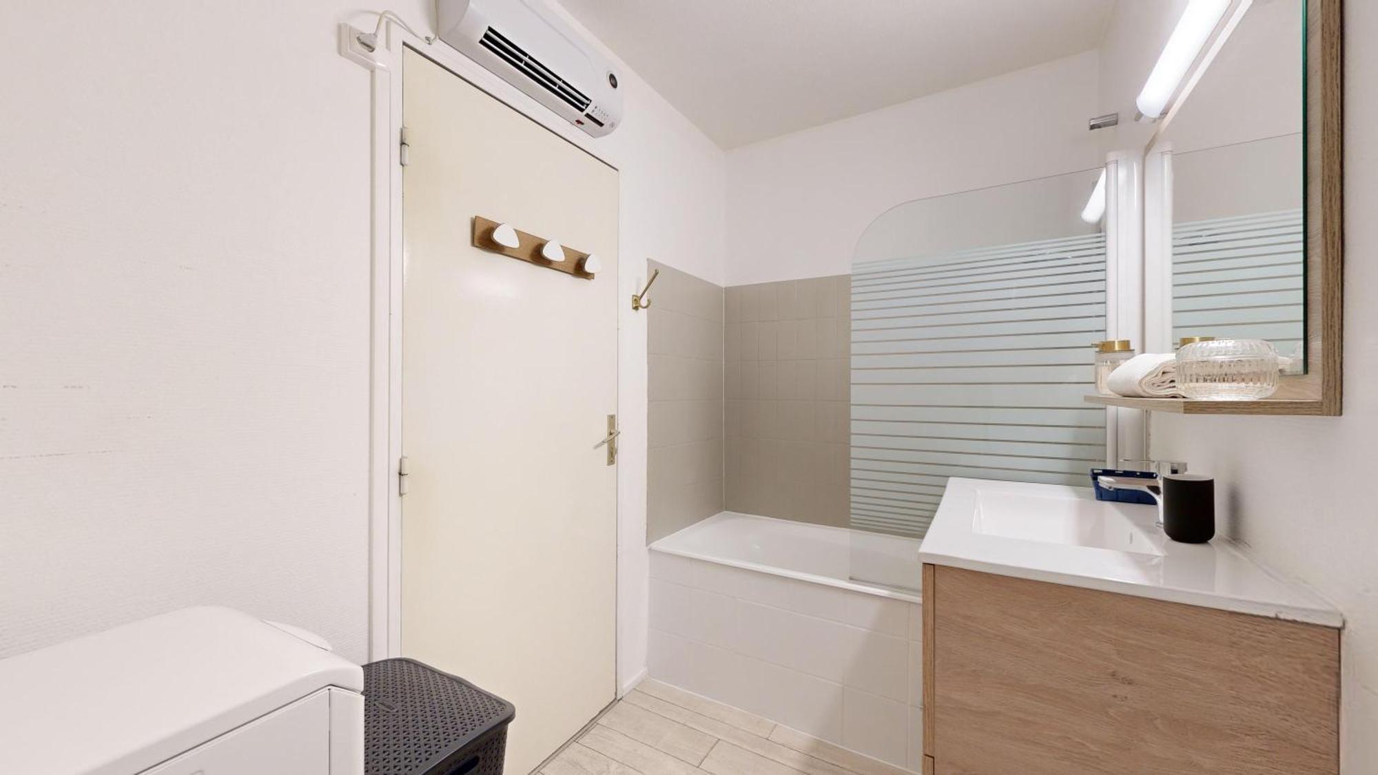 Expat Renting - L'Orient Express - Parking - Wifi Apartment Toulouse Bagian luar foto
